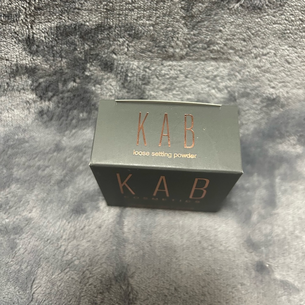 KAB COSMETICS Loose Setting Powder Translucent - Picture 3 of 5
